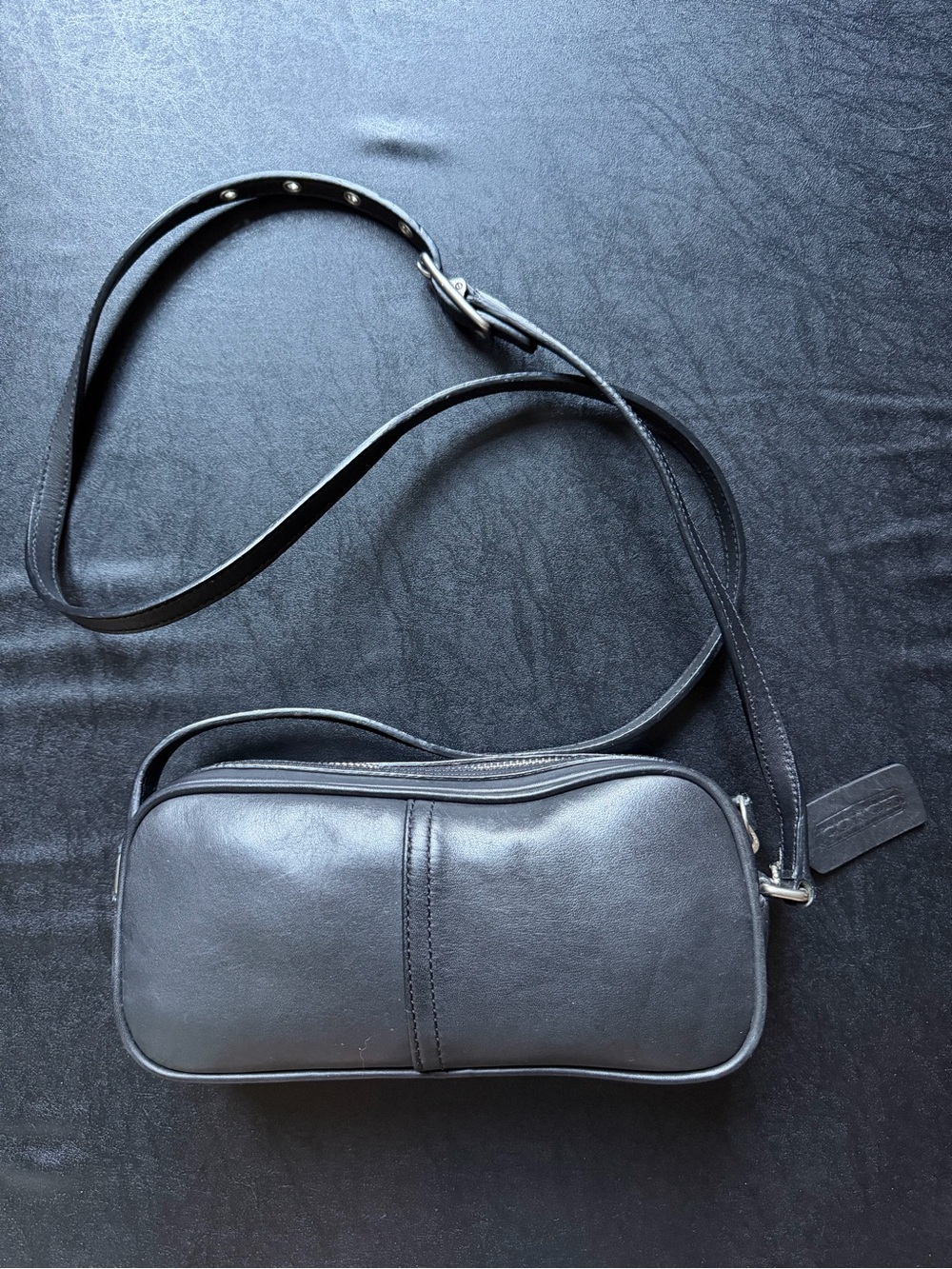 Vintage Coach Black Leather Crossbody Camera Bag Style